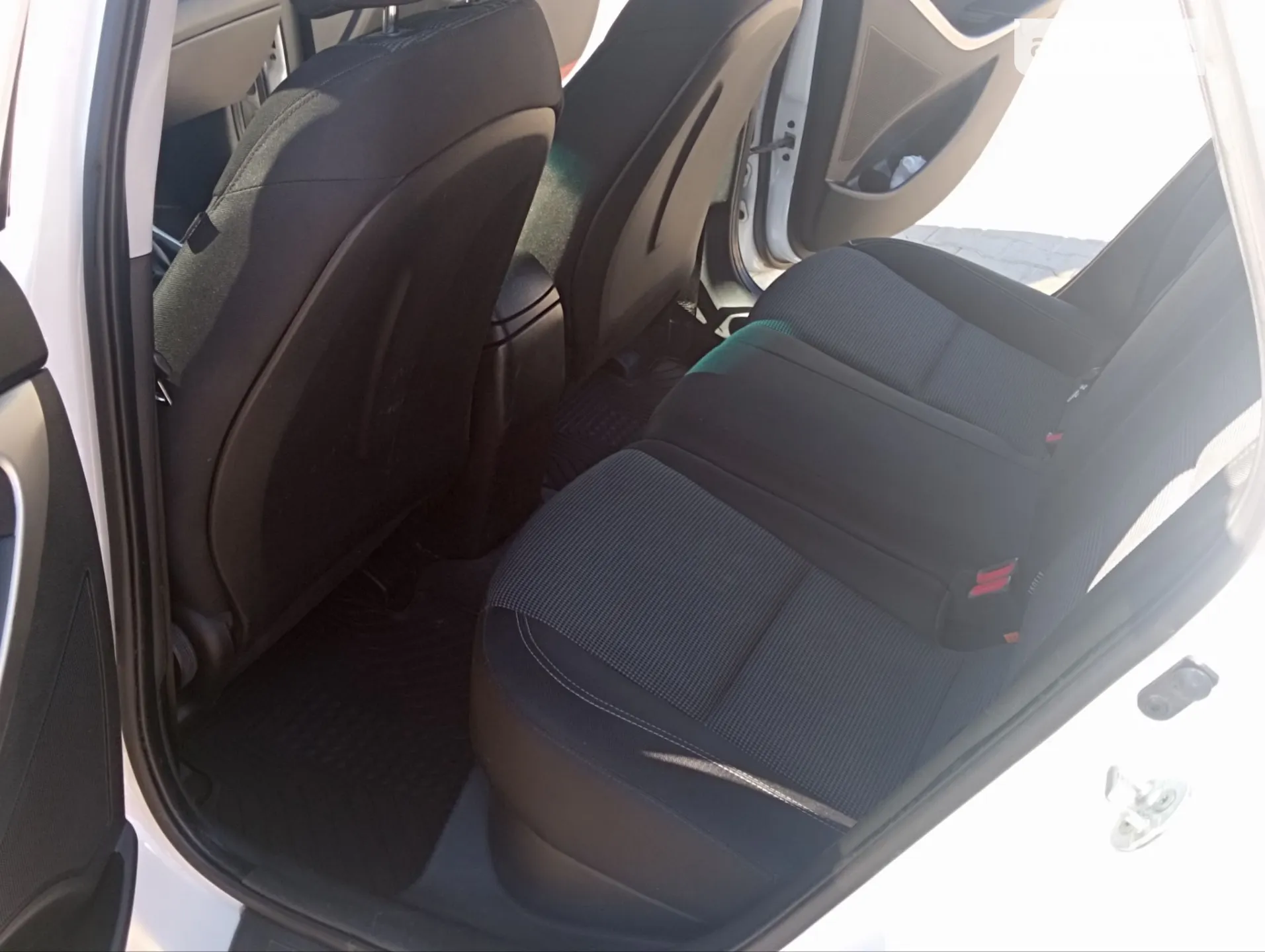 2014 Hyundai i30 - мініатюра 27