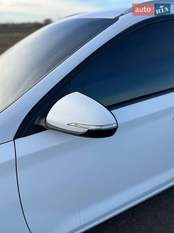 Универсал Hyundai i30 2017 в Новом Буге фото 15 Универсал Hyundai i30 2017 в Новом Буге