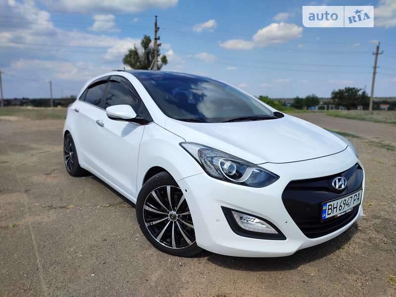 Хэтчбек Hyundai i30 2012 в Одессе фото Хэтчбек Hyundai i30 2012 в Одессе