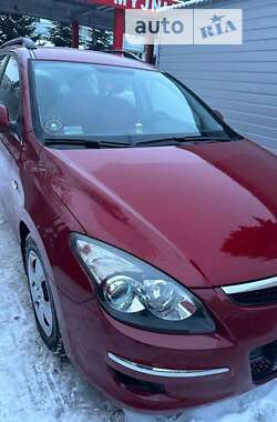 Універсал Hyundai i30 2009 в Кореці