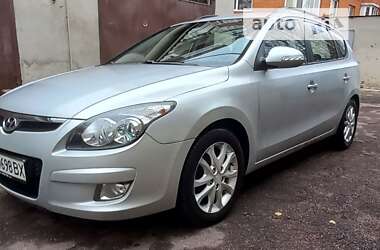 Универсал Hyundai i30 2008 в Тернополе