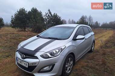 Универсал Hyundai i30 2013 в Любомле