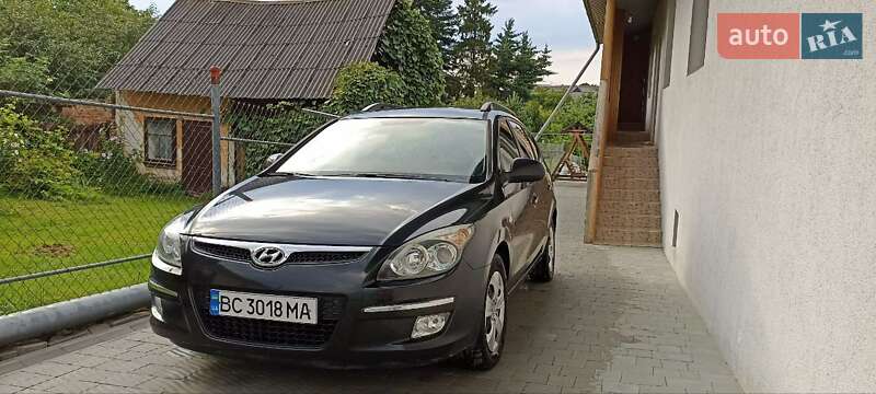 Универсал Hyundai i30 2009 в Дрогобыче