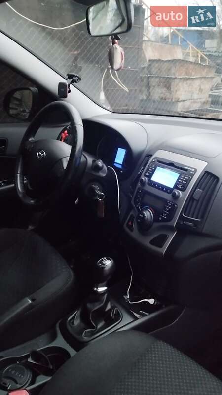 Универсал Hyundai i30 2010 в Киеве