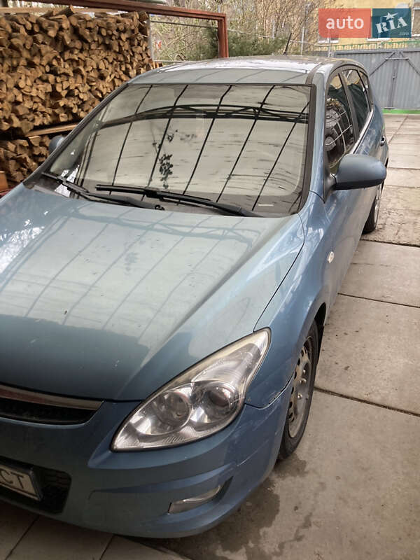 Універсал Hyundai i30 2008 в Києві