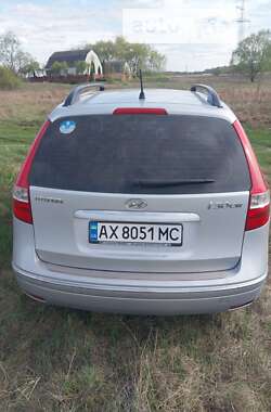 Универсал Hyundai i30 2009 в Змиеве