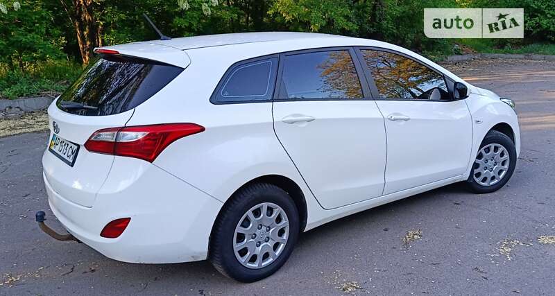 Універсал Hyundai i30 2013 в Запоріжжі