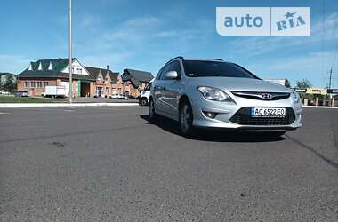 Универсал Hyundai i30 2010 в Луцке