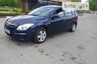 Універсал Hyundai i30 2008 в Сумах