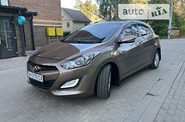 Хэтчбек Hyundai i30 2012 в Киеве