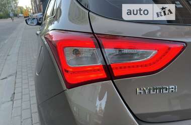 Хэтчбек Hyundai i30 2012 в Киеве