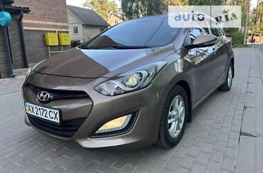 Хэтчбек Hyundai i30 2012 в Киеве