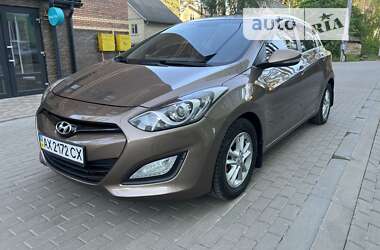 Хэтчбек Hyundai i30 2012 в Киеве