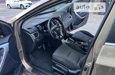 Хэтчбек Hyundai i30 2012 в Киеве