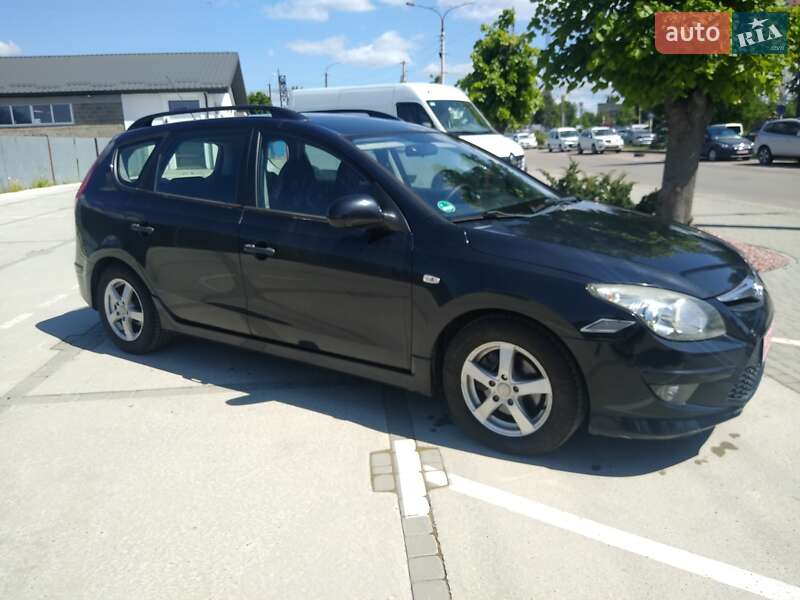 Универсал Hyundai i30 2010 в Луцке фото 7 Универсал Hyundai i30 2010 в Луцке