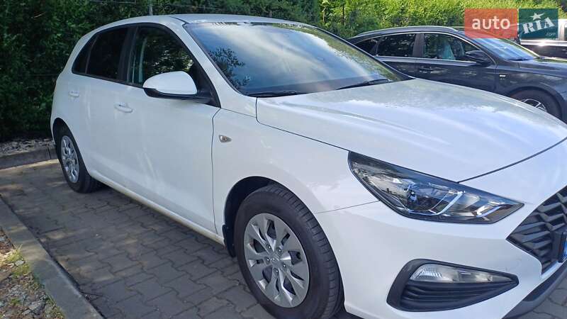 Хэтчбек Hyundai i30 2020 в 