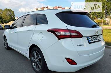 Універсал Hyundai i30 2015 в Славутичі