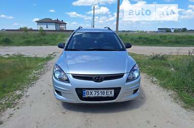 Универсал Hyundai i30 2009 в Вишневом