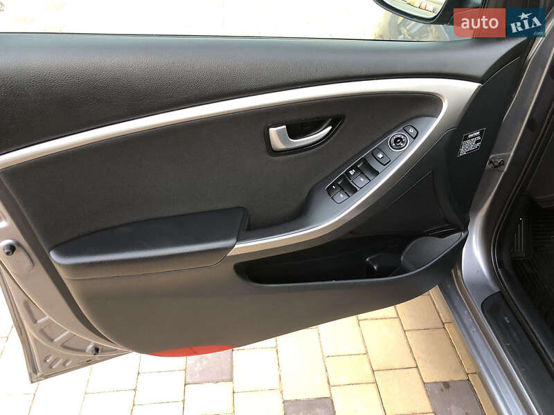 Хетчбек Hyundai i30 2012 в Вінниці