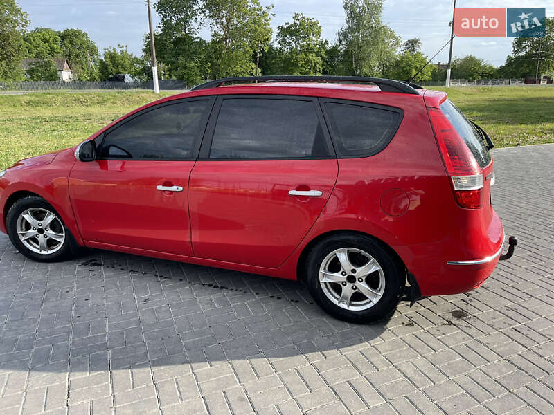 Універсал Hyundai i30 2008 в Кореці