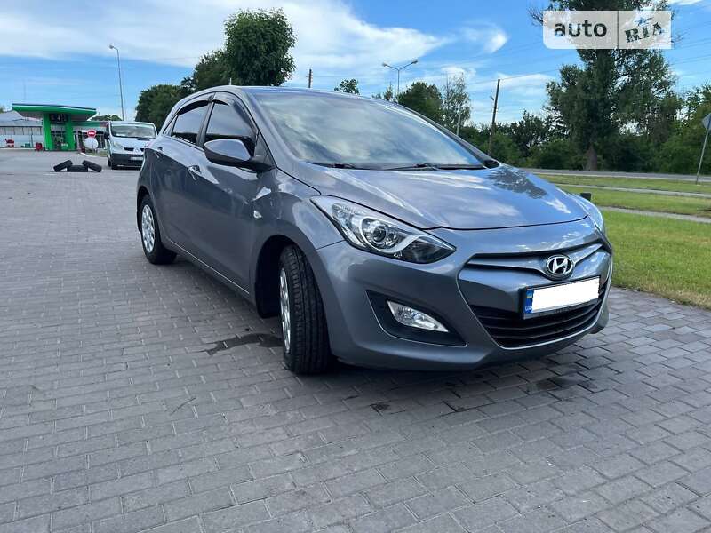 Хетчбек Hyundai i30 2013 в Миргороді