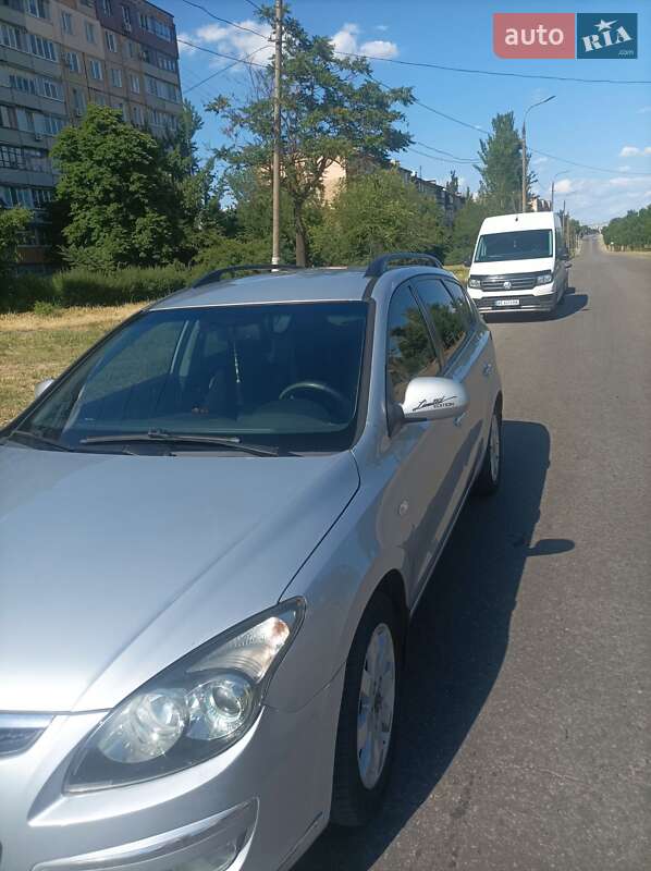 Универсал Hyundai i30 2009 в Кривом Роге