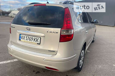 Універсал Hyundai i30 2011 в Києві