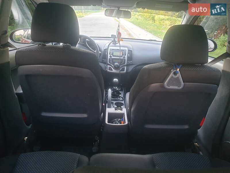 Hyundai i30 2011