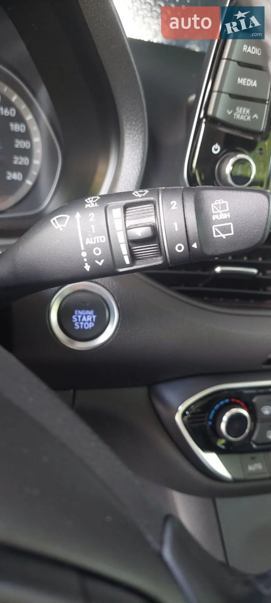 Hyundai i30 2019 VIN TMAH3515BKJ103252 фото оголошення 2 з 21