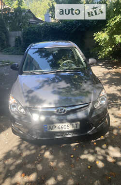 Хетчбек Hyundai i30 2011 в Дніпрі