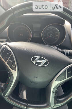 Хэтчбек Hyundai i30 2012 в Прилуках