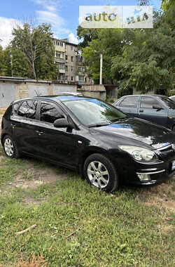 Хэтчбек Hyundai i30 2009 в Харькове