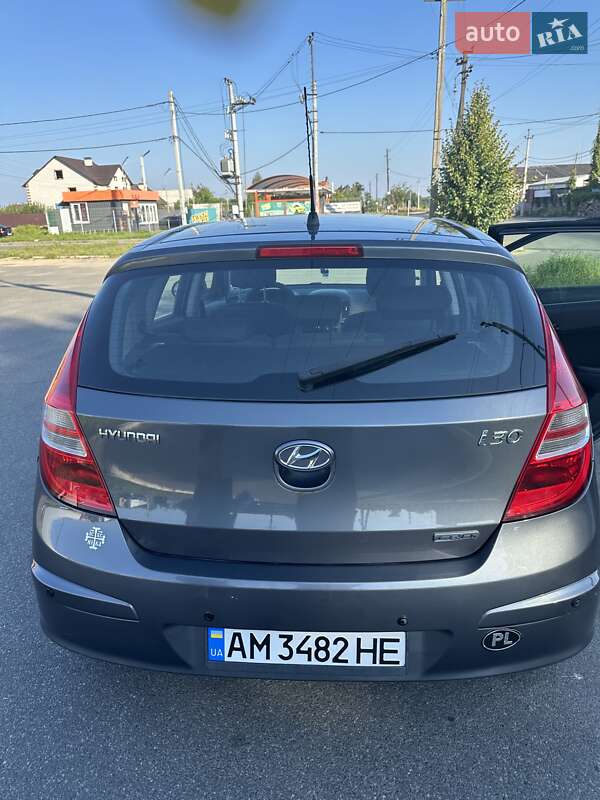 Хэтчбек Hyundai i30 2009 в Буче