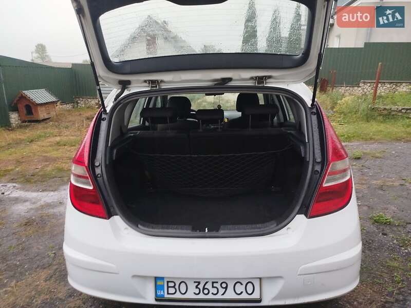 Хетчбек Hyundai i30 2010 в Тернополі