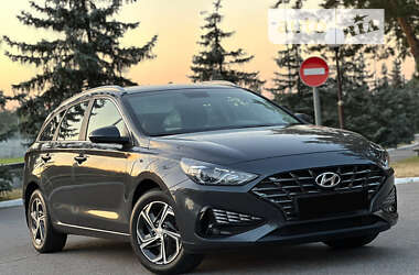 Универсал Hyundai i30 2021 в Киеве