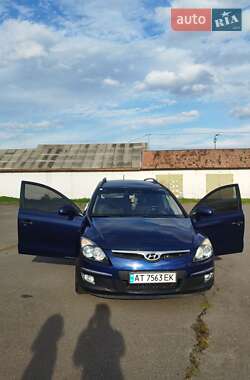 Универсал Hyundai i30 2009 в 