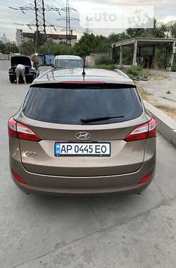 Универсал Hyundai i30 2013 в Запорожье