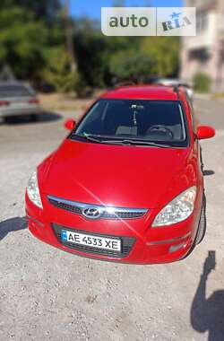 Універсал Hyundai i30 2008 в Дніпрі