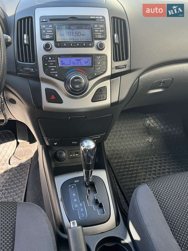 Универсал Hyundai i30 2010 в Киеве