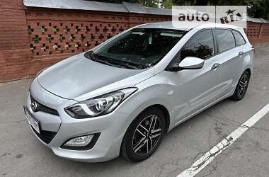 Универсал Hyundai i30 2015 в Виннице