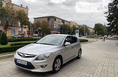 Хэтчбек Hyundai i30 2011 в Запорожье