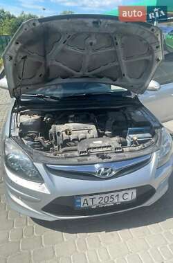 Универсал Hyundai i30 2012 в Бориславе