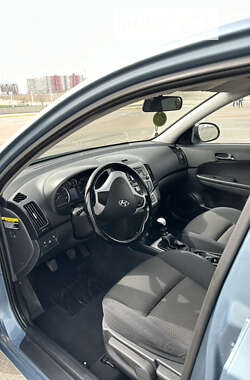 Хэтчбек Hyundai i30 2008 в 