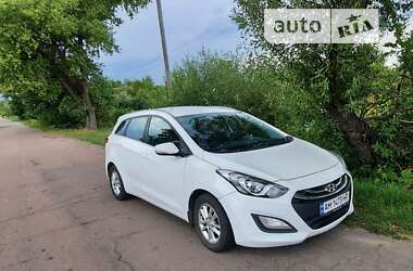 Хэтчбек Hyundai i30 2014 в Малине