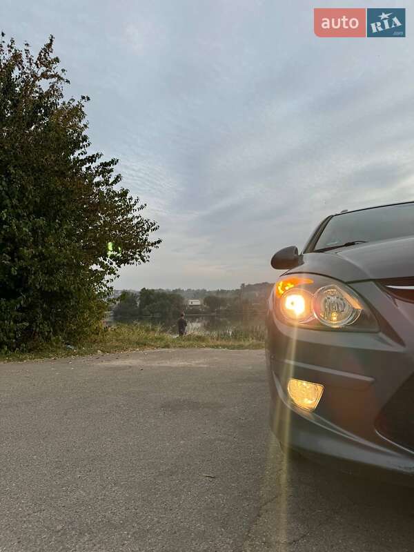 Универсал Hyundai i30 2011 в Бердичеве