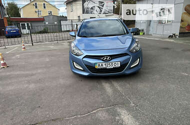 Хэтчбек Hyundai i30 2013 в Киеве