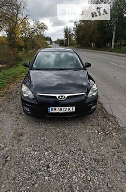 Хэтчбек Hyundai i30 2009 в Хмельнике