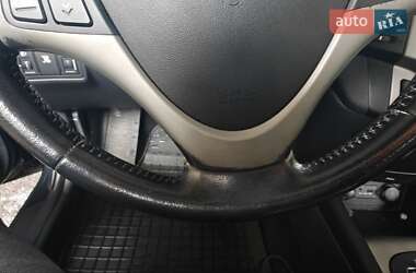 Хэтчбек Hyundai i30 2009 в 