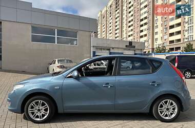 Хэтчбек Hyundai i30 2008 в Одессе