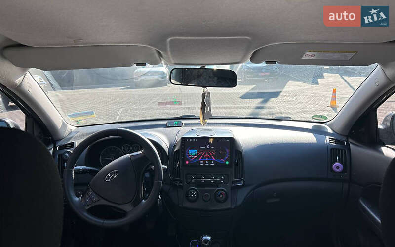 Хетчбек Hyundai i30 2009 в Чернівцях